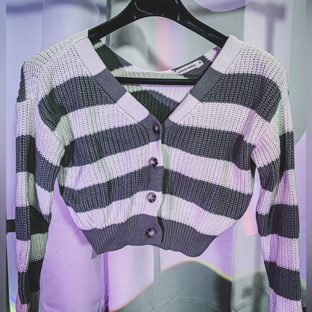 Horizontal strip cropped cardigan